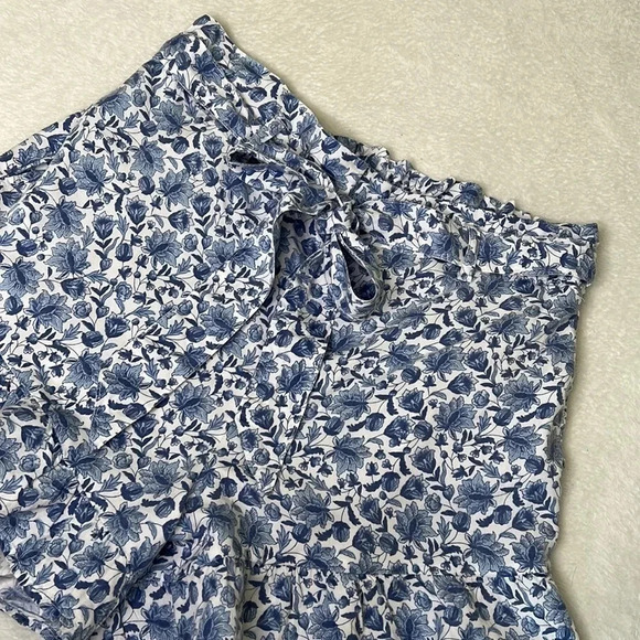 Saks Fifth Ave White & Blue Lyocell High Waist Floral Shorts - Picture 3 of 7